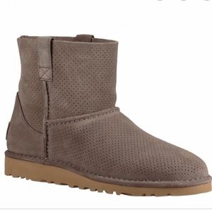 UGG || Classic Unlined Mini Perforated Boot